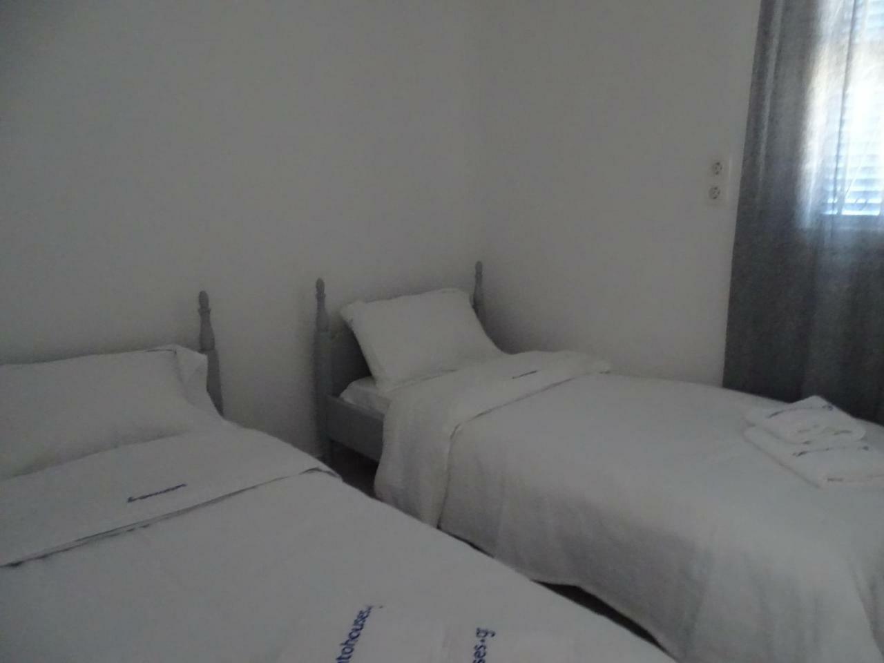 Nama Beach House Monolithos  Bagian luar foto