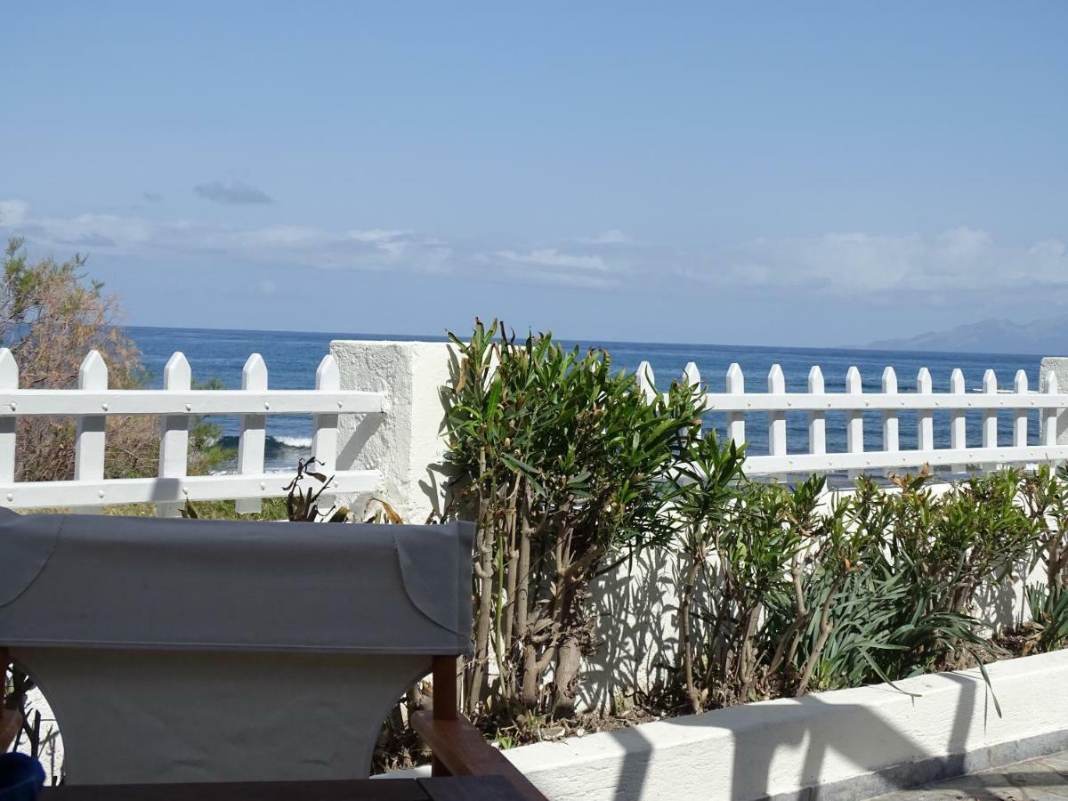 Nama Beach House Monolithos  Bagian luar foto