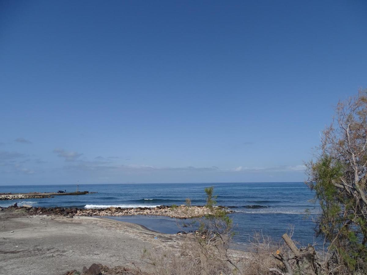 Nama Beach House Monolithos  Bagian luar foto